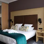 La Souveraine Отель 3*