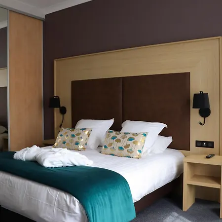 La Souveraine Ξενοδοχείο 3*