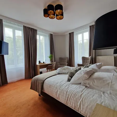 Hotel La Souveraine Contrexéville