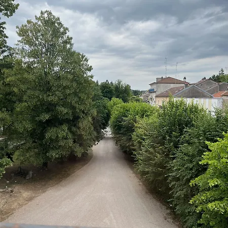 La Souveraine Ξενοδοχείο Contrexéville