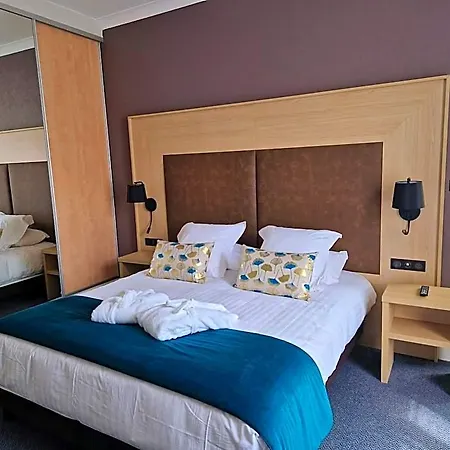 La Souveraine Hotel