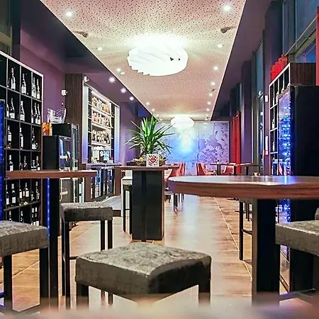 Hotel La Souveraine Contrexeville