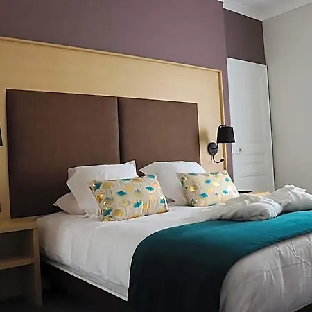 Hotel La Souveraine 3*