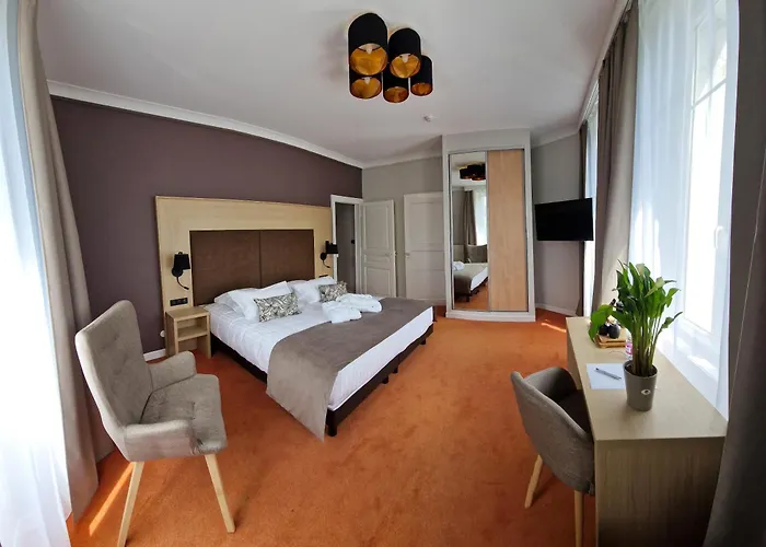 La Souveraine Hotel 3*